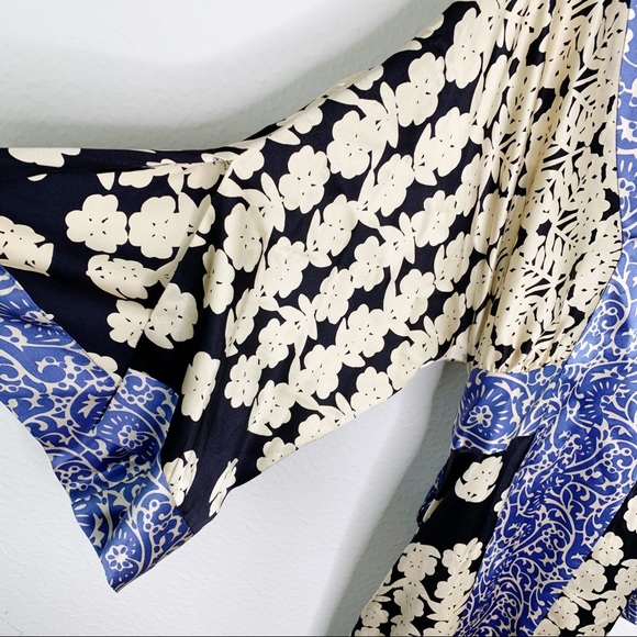 Tibi Silk Kimono Floral Midi Dress G11 - Picture 2 of 8